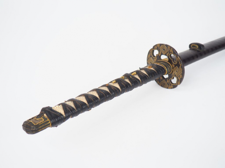 Japon, école de Bizen, période Muromachi, XVe siècle (pour la lame) KA