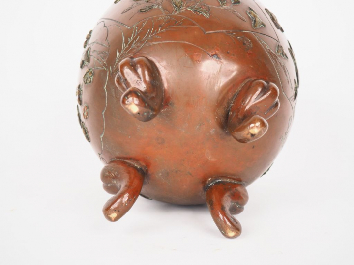 Japon, période Meiji vers 1900,  Brûle parfum en bronze de patine brun