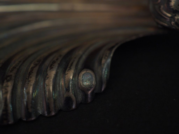 Vide-poche Restauration en argent, poinçon Vieillard, en forme de coqu