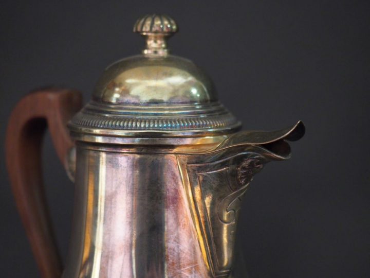 	Service trois pièces en argent, poinçon Minerve, à décor de palmettes