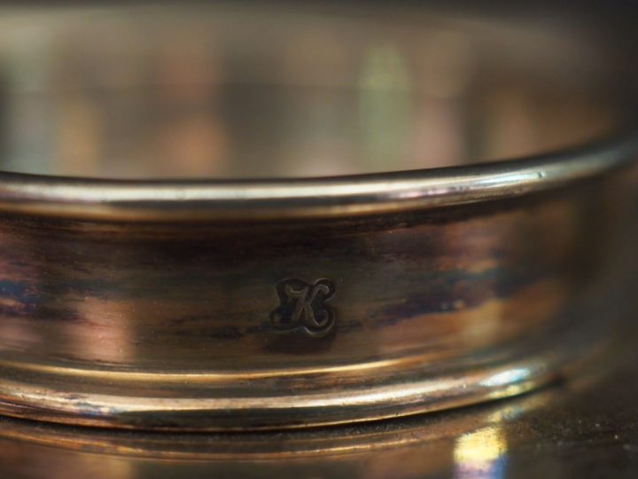 Porte-condiments de forme quandrangulaire en argent étranger et verre 