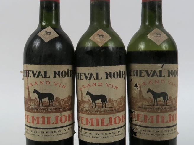 3 BOUTEILLES CHEVAL NOIR SAINT EMILION - 1952 - 1 LB/2 BEP/ELA