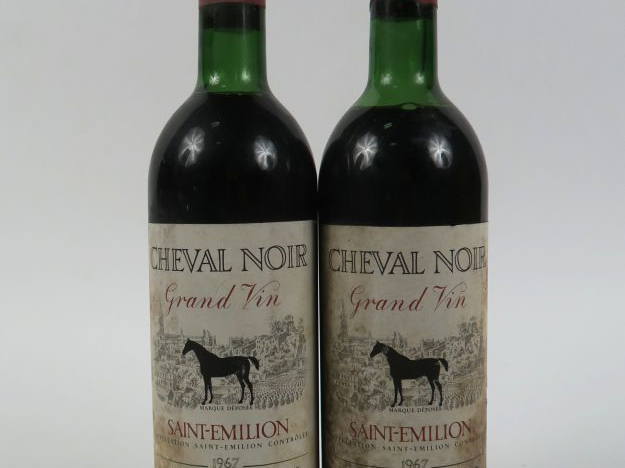 2 BOUTEILLES CHEVAL NOIR SAINT EMILION - 1967 - 1 LB/1 HEP/ES