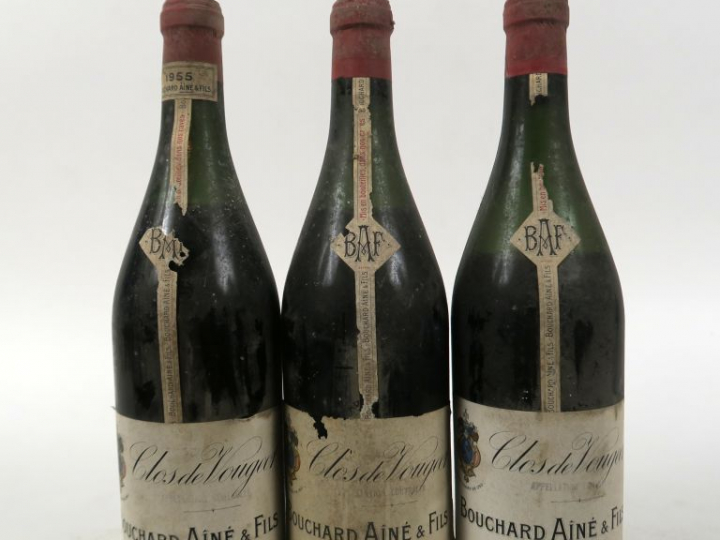 3 BOUTEILLES CLOS DE VOUGEOT BOUCHARD AINE   FILS - 1955 - 2 PRESUMEES