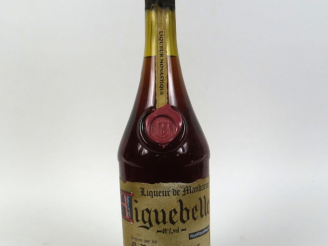 Vente aux enchères 1 FLACON (1,8 L) LIQUEUR DE MANDARINE AIGUEBELLE (COFFRET)