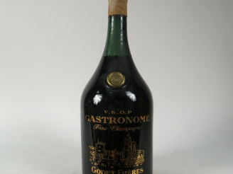 Vente aux enchères 1 POT (2,5 L)  FINE CHAMPAGNE 'GASTRONOME' GODET FRERES V.S.O.P.