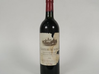 Vente aux enchères 1 BOUTEILLE CHÂTEAU AUSONE 1er GCC SAINT EMILION - 1981 - BG/EA/ET