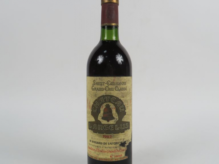 1 BOUTEILLE CHÂTEAU L'ANGELUS GCC SAINT EMILION - 1982 - BG/ELA/ELS