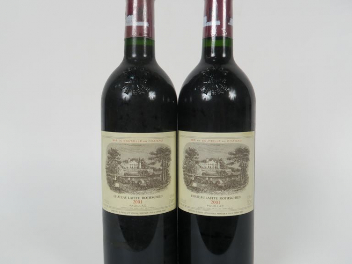 2 BOUTEILLES CHÂTEAU LAFITE ROTHSCHILD 1er GCC PAUILLAC - 2001