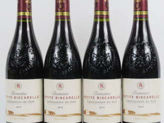 Vente aux enchères 4 BOUTEILLES CHÂTEAUNEUF DU PAPE DOMAINE PETITE BISCARELLE - 2010