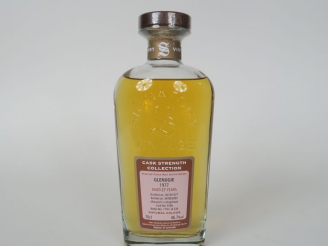 Vente aux enchères 1 BOUTEILLE GLENUGIE (70cl/46,7°) 'Cask Strength Collection / 220 bout