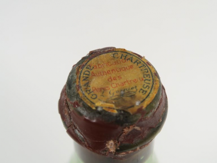 1 BOUTEILLE CHARTREUSE JAUNE TARRAGONE PÉRIODE 1936-1941