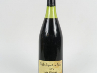 Vente aux enchères 1 BOUTEILLE VIEILLE LIQUEUR DE NOIX J. SUDREAU 31°