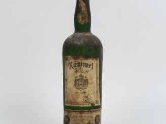 Vente aux enchères 1 VIEILLE BOUTEILLE KUMMEL DE RIGA - BS