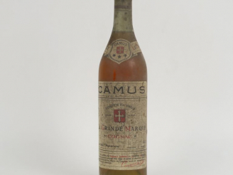 Vente aux enchères 1 VIEILLE BOUTEILLE COGNAC CAMUS 'LA GRANDE MARQUE' - BS
