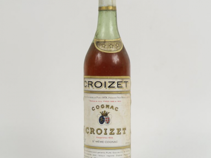 1 VIEILLE BOUTEILLE COGNAC CROIZET '***'
