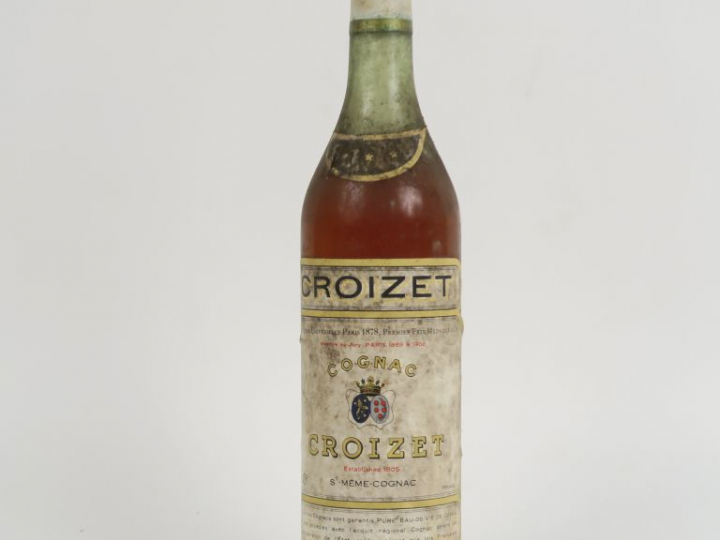 1 VIEILLE BOUTEILLE COGNAC CROIZET '***'