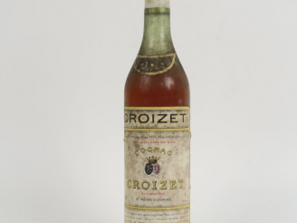 Vente aux enchères 1 VIEILLE BOUTEILLE COGNAC CROIZET '***'