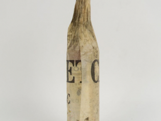 Vente aux enchères 1 VIEILLE BOUTEILLE COGNAC CROIZET '***'
