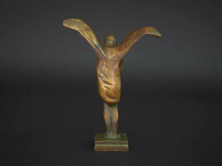 Sujet en bronze XXème "ange". H. 16 cm.