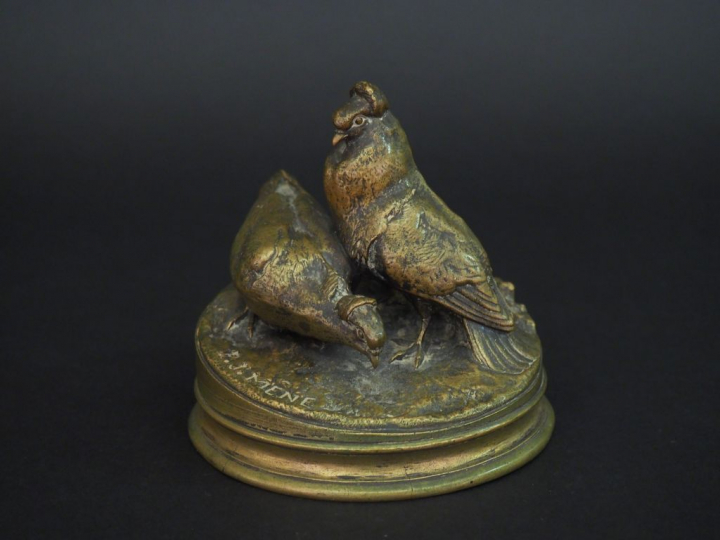 Pierre Jules MENE. "Poules faisanes" Groupe en bronze  Signé.  H. 11 c