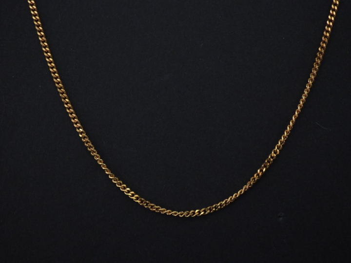 Chaine en or jaune, maille gourmette. Long. 50 cm Poids. 5,50 g   