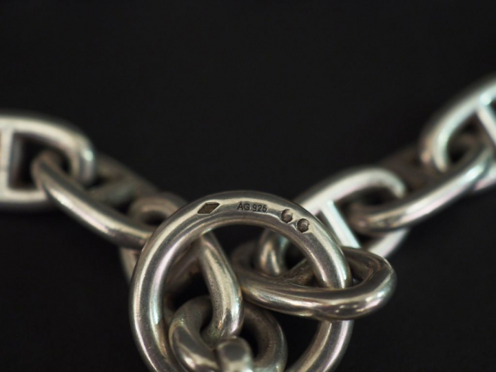 HERMES Collier articulé en argent, maille marine. Signé. Long. 44,5 cm