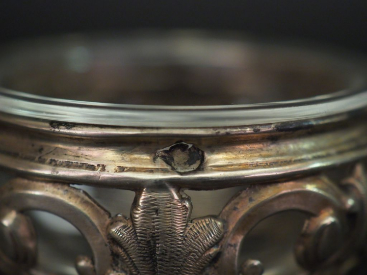 Paire de salerons Napoléon III en argent, poinçon Minerve, à décor ajo