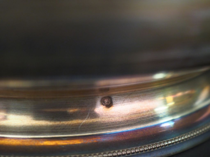 Jatte en cristal et argent, poinçon Minerve, à décor de frises de feui