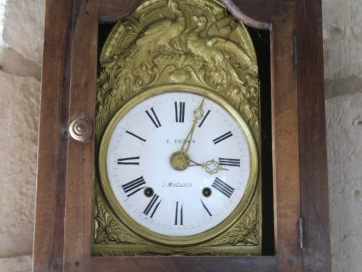 Pendule comtoise XIXème en bois et laiton, cadran émaillé signé RENOUS