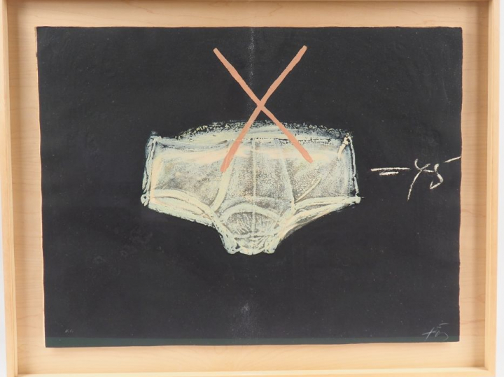 TAPIES.  Lithographie hors commerce signée en bas à gauche. Dim. 58 x 