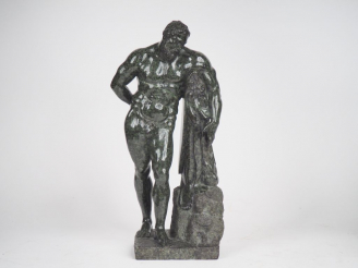 Vente aux enchères Sculpture fin XIXème en marbre vert "le milon de Crotone" (petits acci