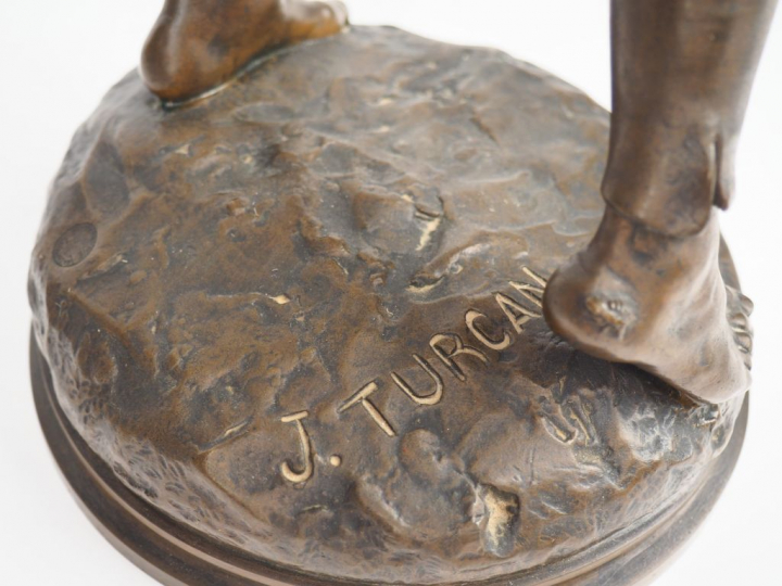 J. TURCAN.  "Guillaume Tell" Sculpture en bronze à patine brune. H. 65