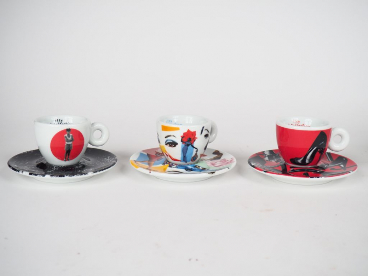 ILLY ART COLLECTION. Pedro Almodovar. 6 tasses et sous tasses à café e