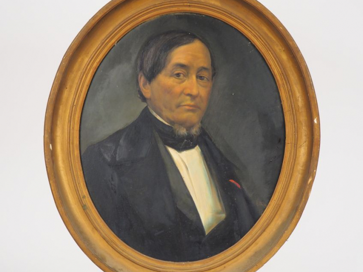 Ecole française XIXème. "portrait d'homme en médaillon" Huile sur toil