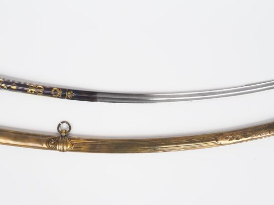 Sabre de luxe d’officier de cavalerie légère monture en bronze doré ca