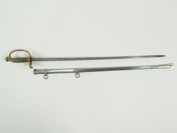 Sabre d’enfant (longueur totale 740 mm) imitant un sabre de sous-offic
