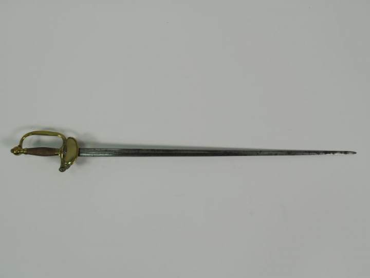 Epée à clavier d’officier garde nationale. Monture en bronze fondu, po