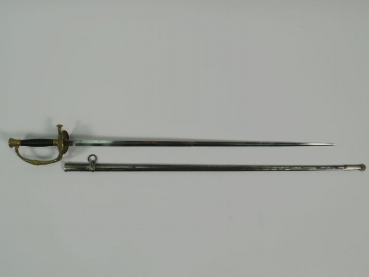 Belle épée d’officier supérieur du corps de santé mi XIX éme. Monture 