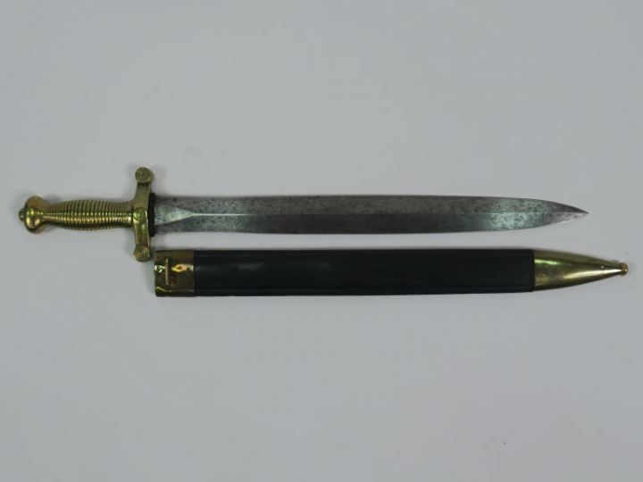 Glaive modèle 1831, monture en bronze fusée à torons (25), lame droite