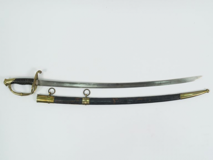 Sabre d’officier d’infanterie modèle 1821. Lame courbe à gorge et dos 