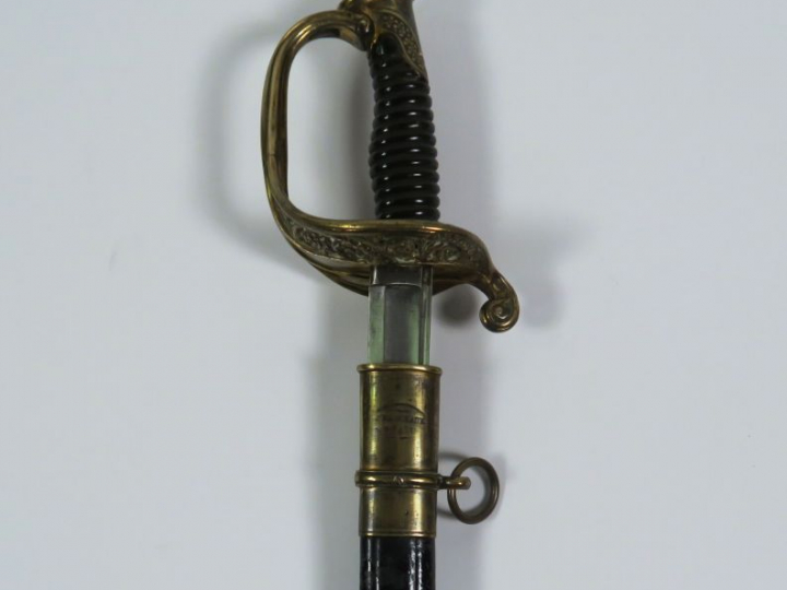 Sabre d’adjudant d’infanterie modèle 1845. Lame courbe à gorge et gout