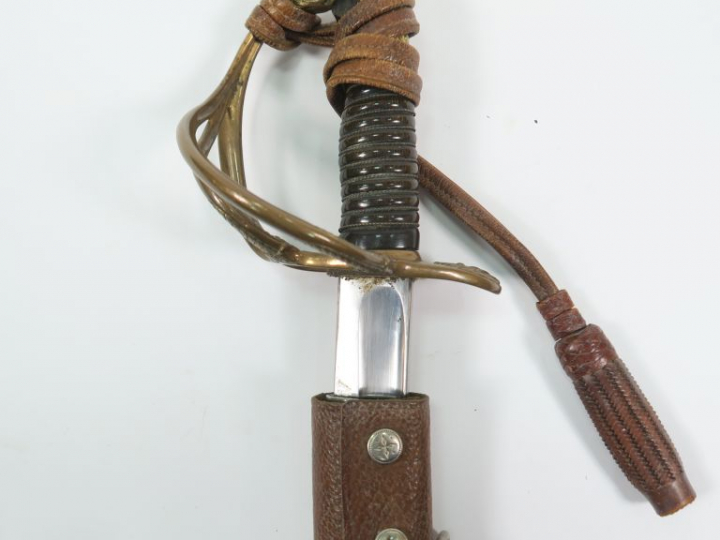 Sabre d’officier de cavalerie modèle 1822. Lame courbe à gorge et dos 