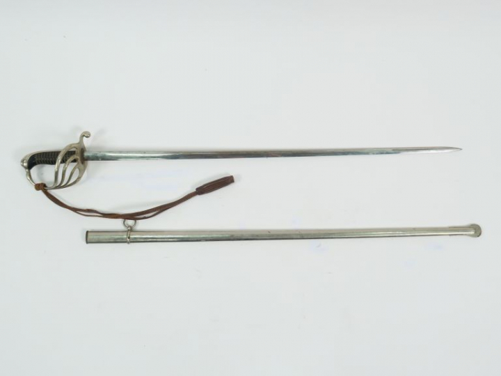 Sabre modèle 1882 d’officier d’infanterie, arme montée maillechort, fu