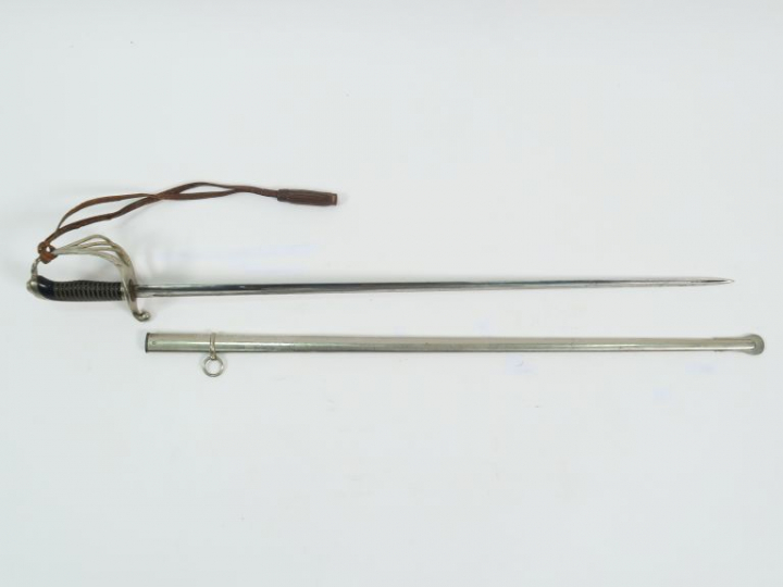 Sabre modèle 1882 d’officier d’infanterie, arme montée maillechort, fu