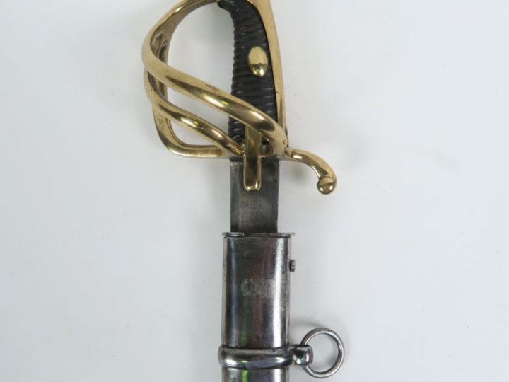 Sabre de cavalerie légère sur le modèle de l’ AN XI troupe, lame à dos