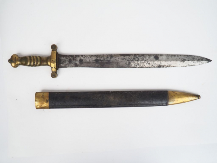 Glaive modèle 1831, monture en bronze fusée à torons (25), lame droite