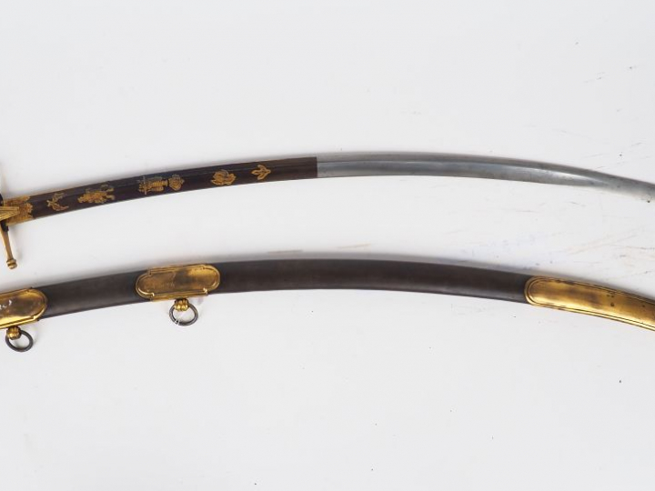 Sabre type officier de hussard ou de cavalerie légère dit « à l’allema