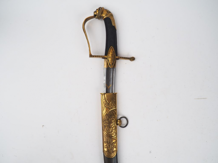 Sabre type officier des chasseurs à cheval ou de hussard consulat. Mon