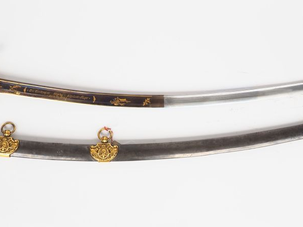 Sabre composite dans le goût d’un sabre de récompense de cavalerie lég
